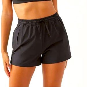 Outdoor Voices Doing Things 2.5” short